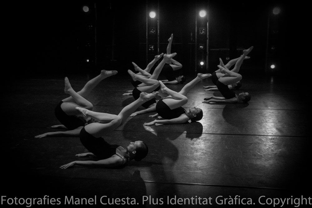 Actuación de baile contemporáneo